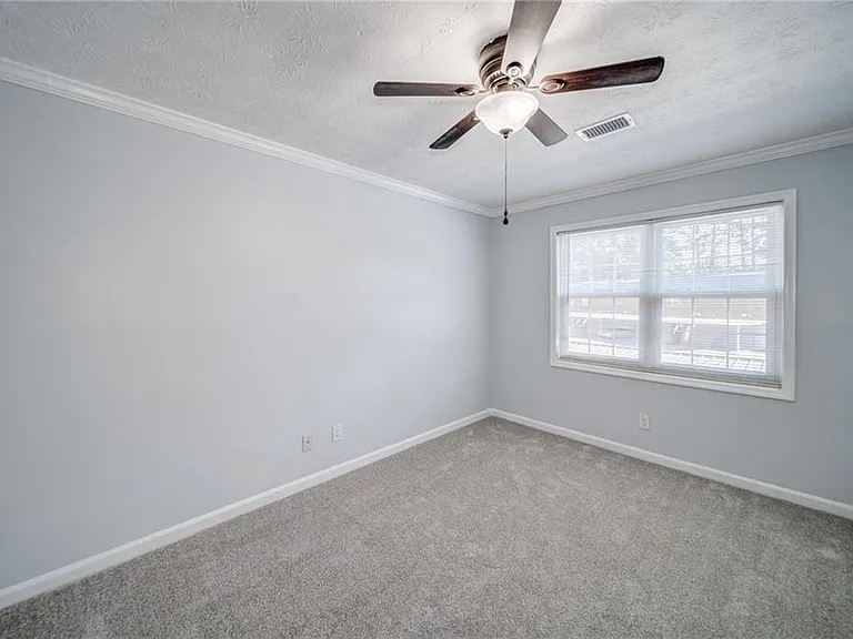 280 Winding River Dr #B — Photo 24