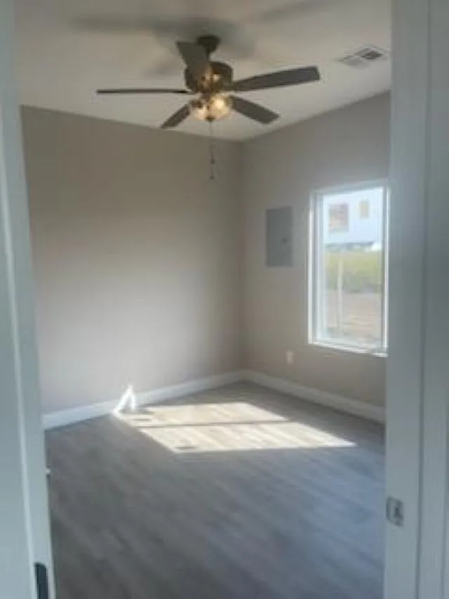 5220 North Cypress Street - 1 — Photo 2