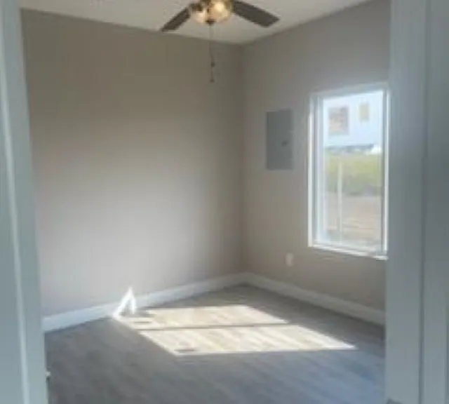 5218 N Cypress St — Photo 7