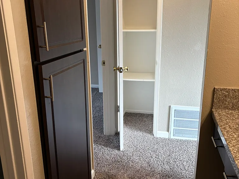 1180 Fulton Ave #5 — Photo 7