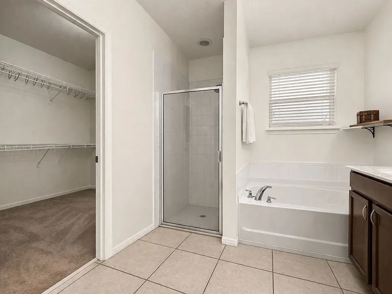 6018 Fallglow Ln — Photo 14