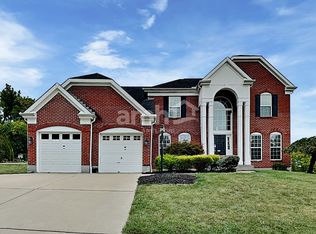 3846 Spring House Ln, Cincinnati, OH 45217