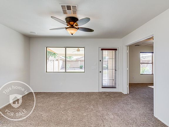 3rd image of 1651 E Daniella Dr