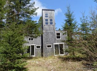 8 Cross Rd, COLUMBIA, ME 04623