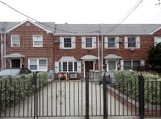 6138 65th St, Middle Village, NY 11379