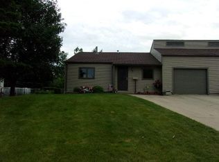 1109 20th Ave NW, Minot, ND 58703