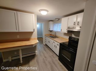 61 Pleasant St APT 5, Gardiner, ME 04345