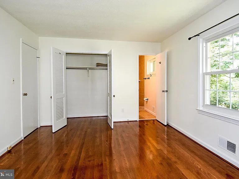 7513 Sebago Rd — Photo 19
