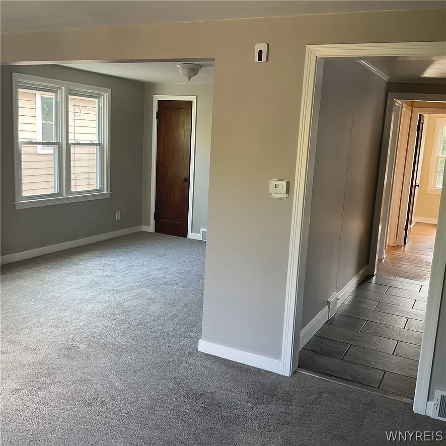 2 bed, 1.0 bath, 1454 sqft, $1,400 — Photo 3