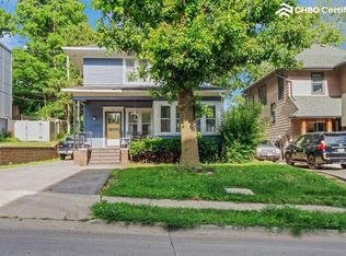 719 S 38th St, Omaha, NE 68105