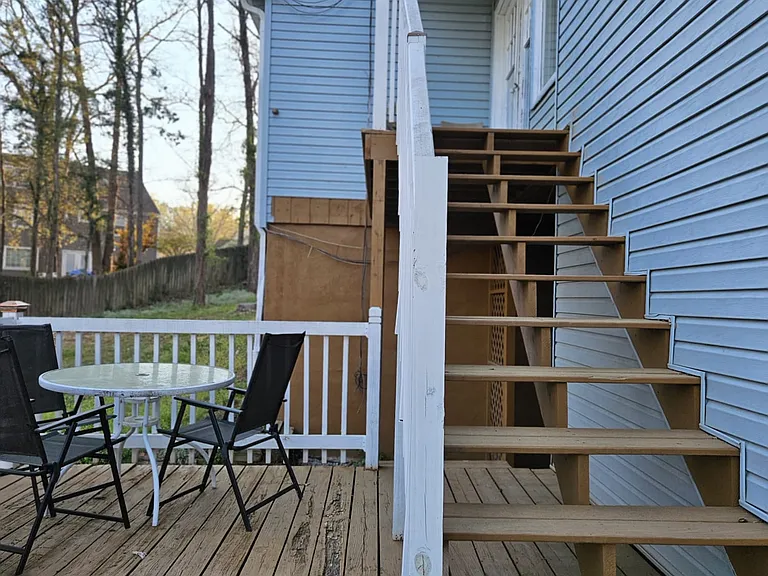 2566 Vauxhall Pl — Photo 23