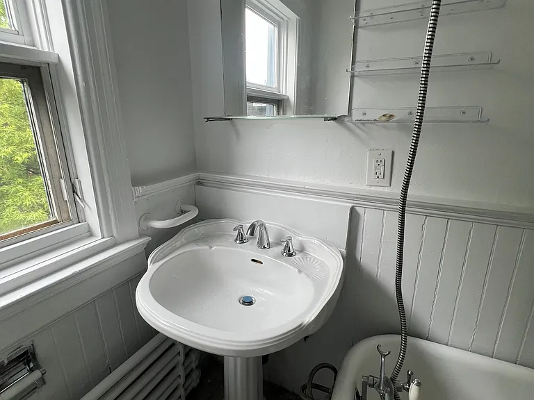 301 Wilbrod St #7 — Photo 23