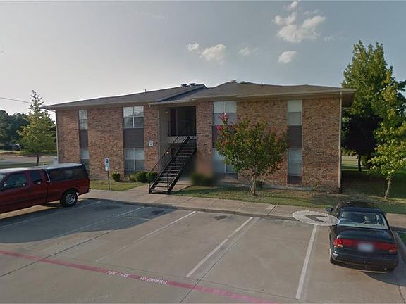 4th image of 330 N Erby Campbell Blvd