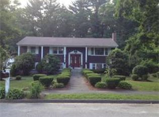 5 Scaltrito Dr, Wilmington, MA 01887