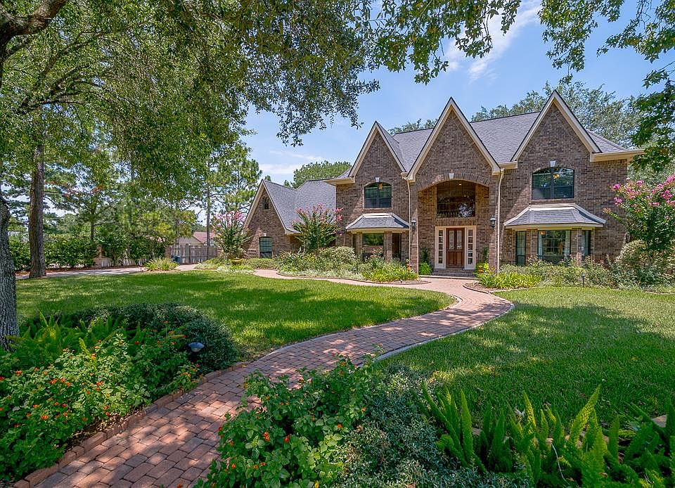 1st image of 901 Knights Ct