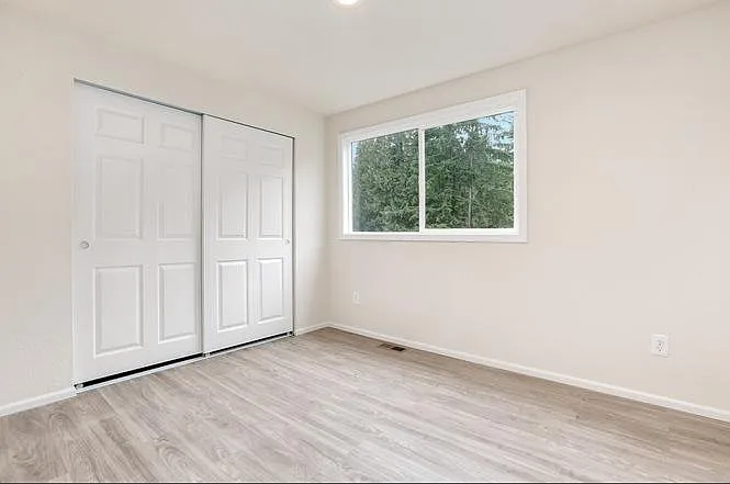 17815 30th Dr SE — Photo 5