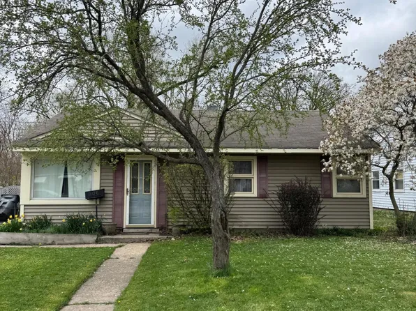 306 N Virginia St, Hobart, IN 46342