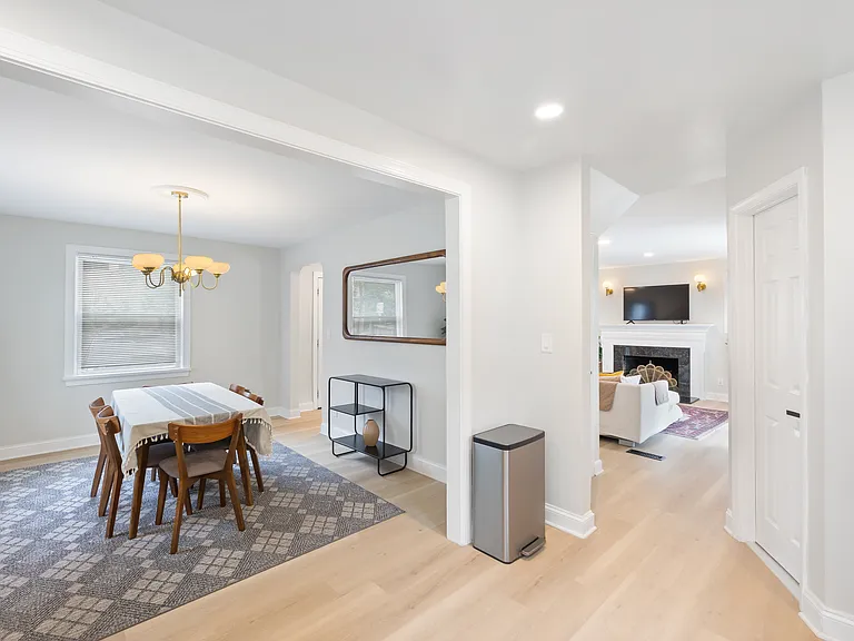 4225 E West Hwy — Photo 7