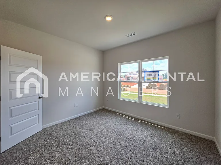 181 Keller Dr — Photo 10