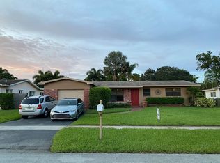 11501 NW 18th St, Pembroke Pines, FL 33026