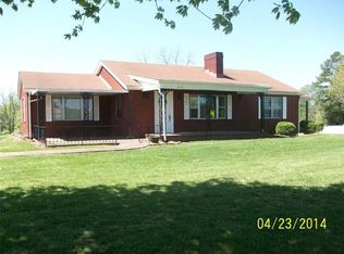 1469 Cajah Mountain Rd, Hudson, NC 28638