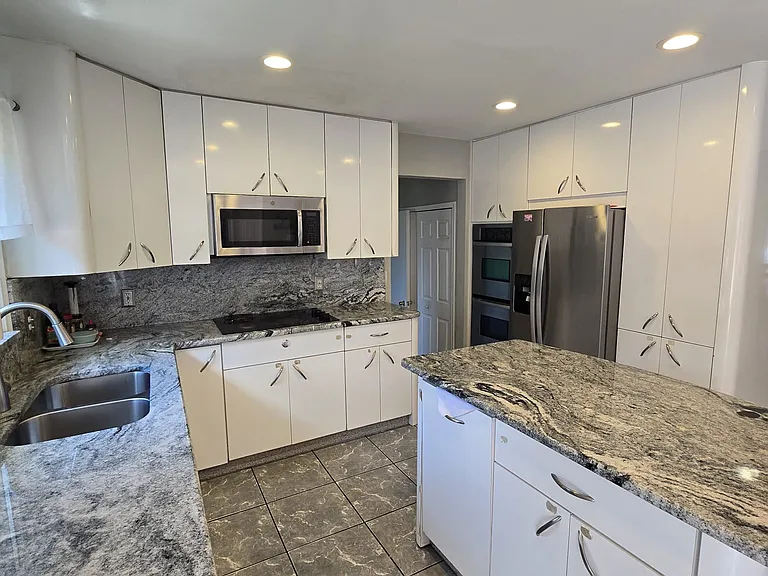 6924 Cottonwood Knl — Photo 11