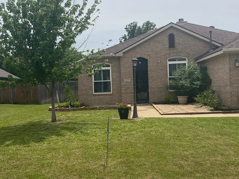 1630 Cedar Elm Dr — Photo 17