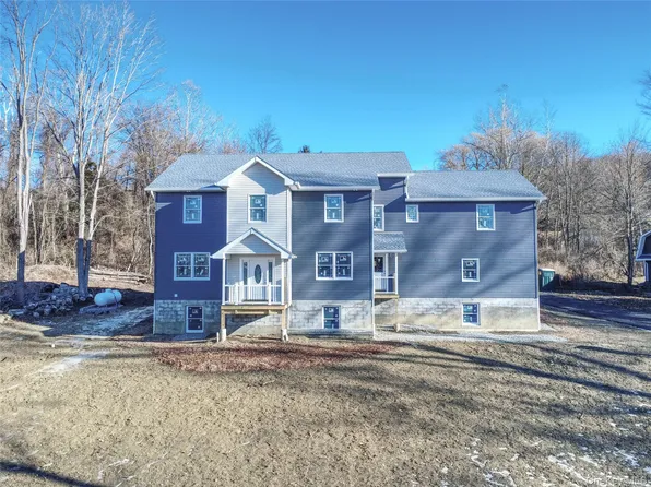 686 Depot Hill Road, Poughquag, NY 12570