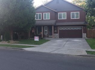 1787 Island Dr, Longview, WA 98632