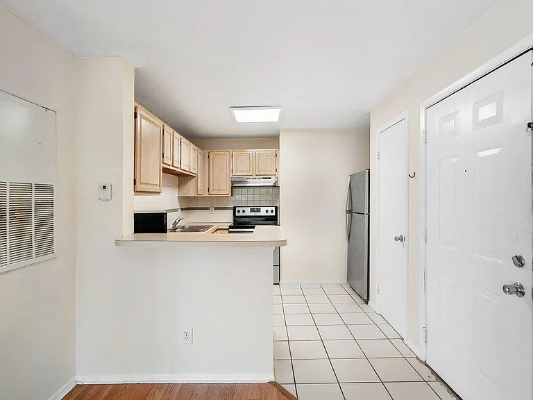 1825 Palm Cove Blvd #7-306 — Photo 12