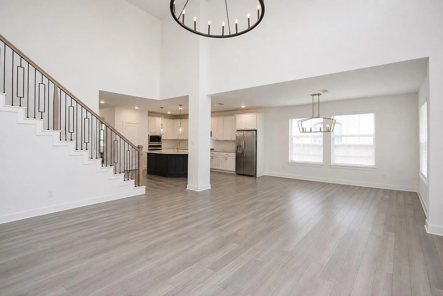 4 bed, 3.5 bath, 2865 sqft, $3,000 — Photo 4