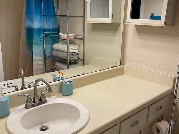 4th image of 10785 Silver Creek Dr