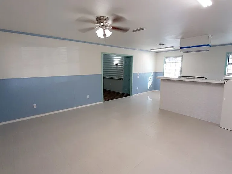 816 Denton Dr — Photo 4