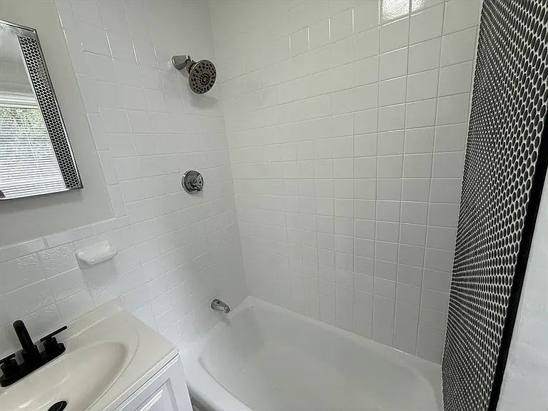 74 Morse St #2 — Photo 7