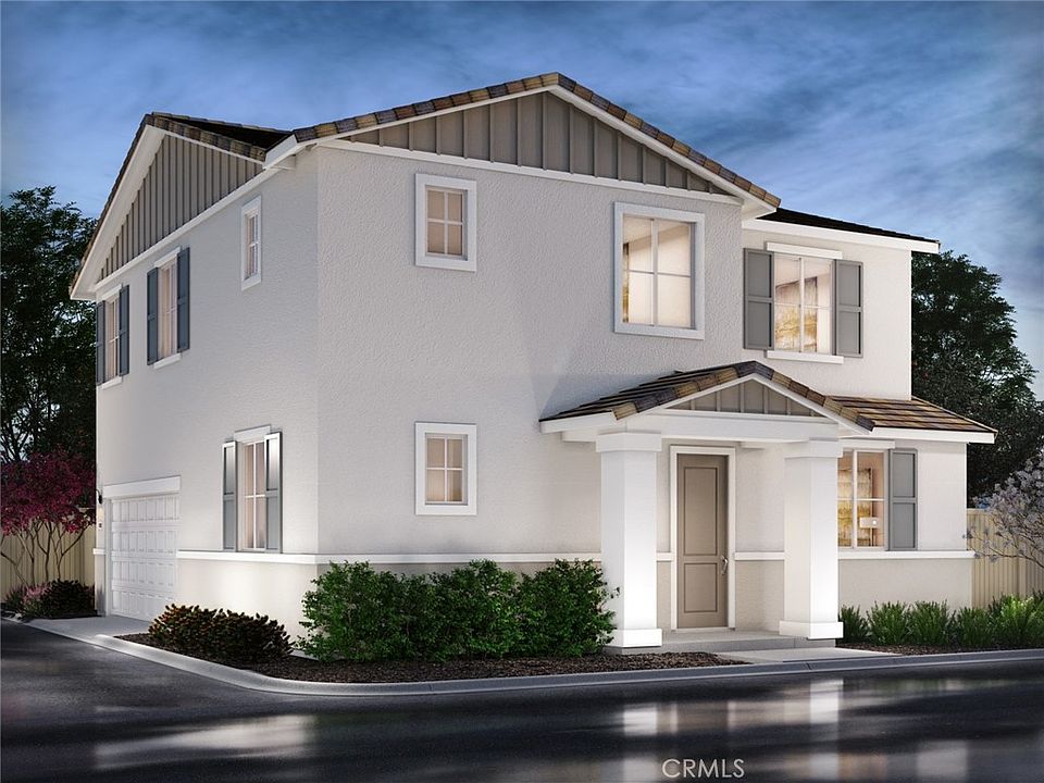 1st image of 2032 Bergamot St