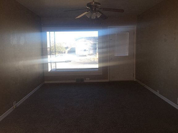 4th image of 717 W Mulberry Ave