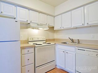 1607 Stonybrook Dr, Woodbury, NJ 08096