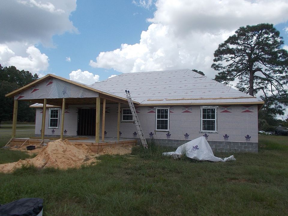 2nd image of 40 Pinedale Dr