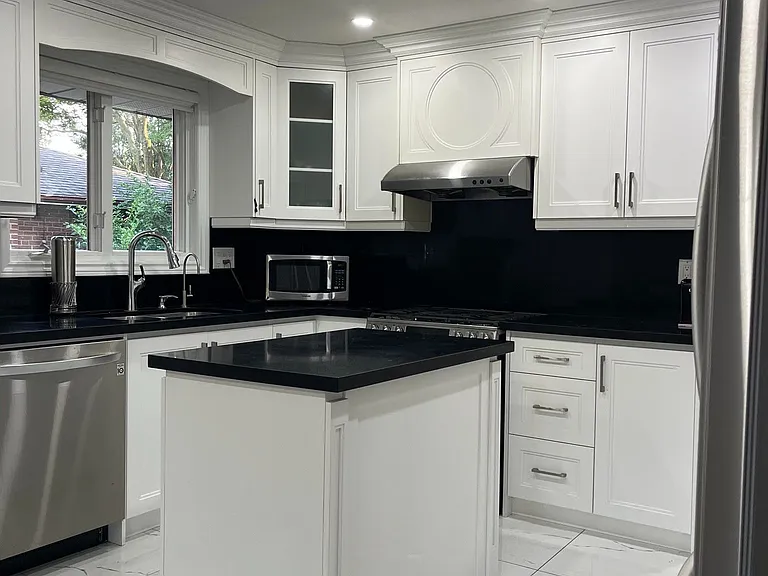 30 Moynes Ave — Photo 12