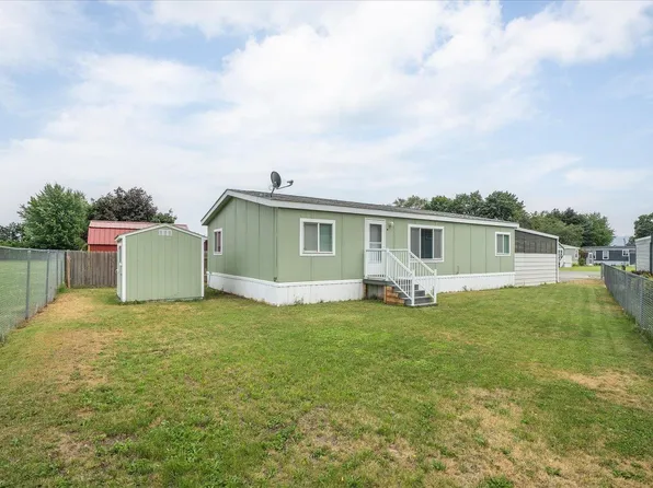 18721 E Boone Ave Trailer 16, Greenacres, WA 99016