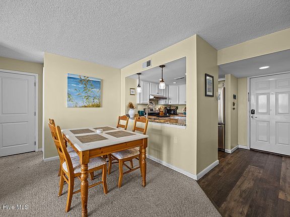 2nd image of 2000 New River Inlet Road #1203