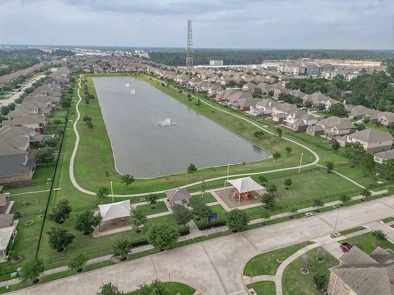 11506 Lawson Cypress Dr — Photo 23