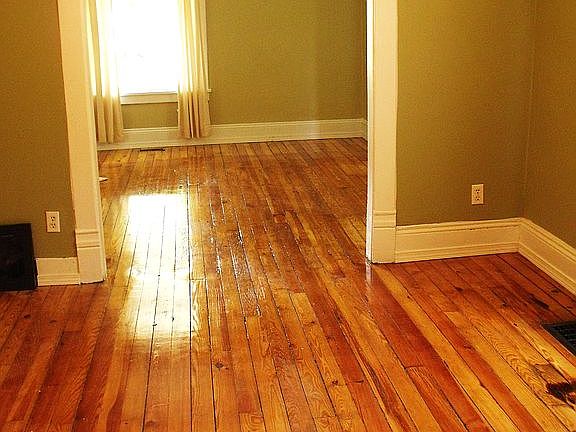 dining room - Beautiful floors 