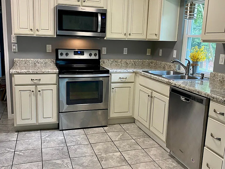 3128 Blue Springs Rd SE — Photo 6