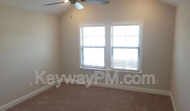 1115 Jolly Ln — Photo 7