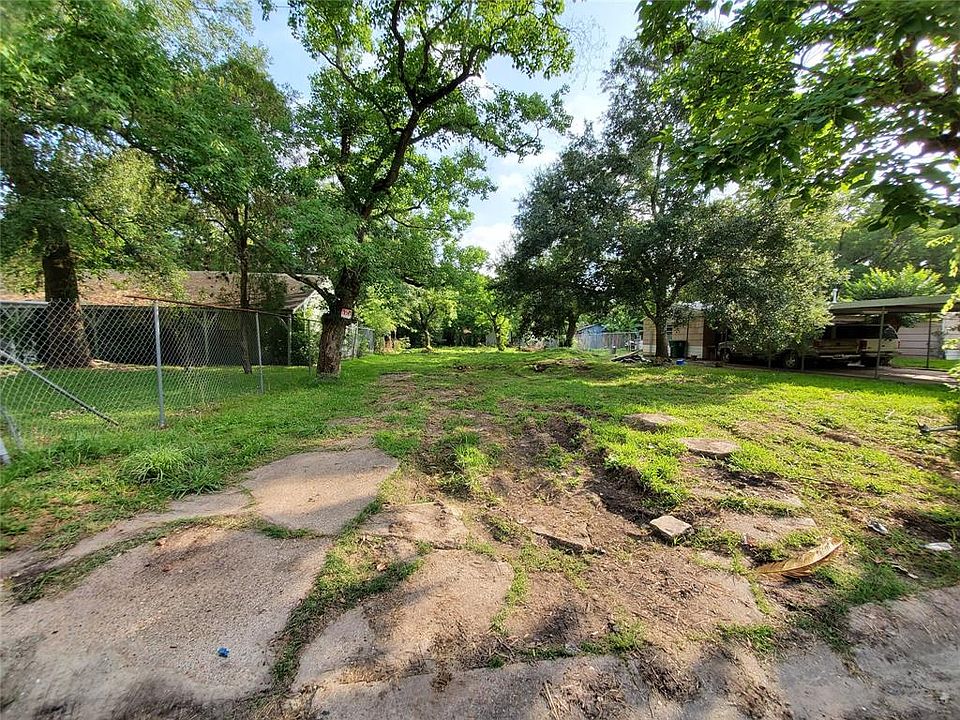 1st image of 5327 Willow Glen Dr