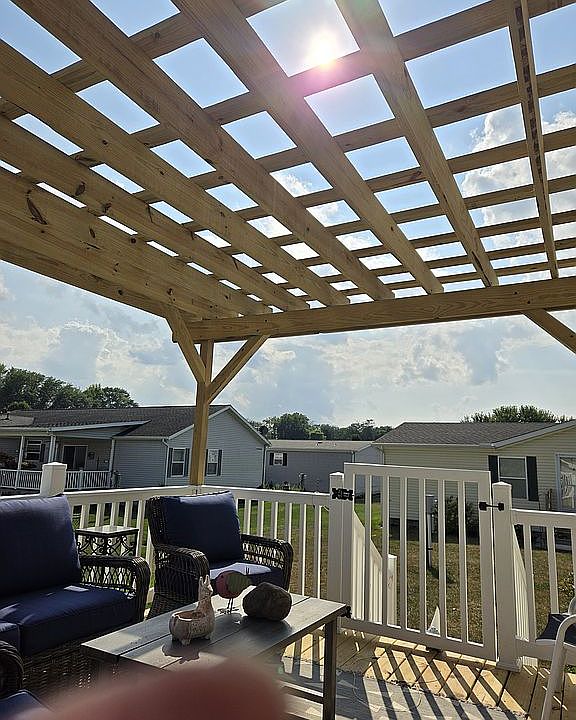 Deck and Pergola off master 