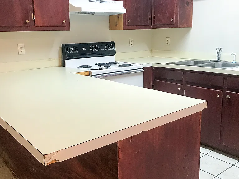1101 Locust St #8 — Photo 3