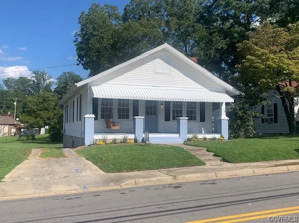 305 W Church St, Wakefield, VA 23888