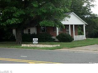 2841 Darrow Rd, Walkertown, NC 27051